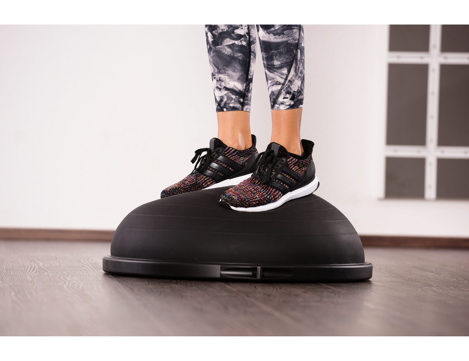 Bosu balance trainer PRO black edition